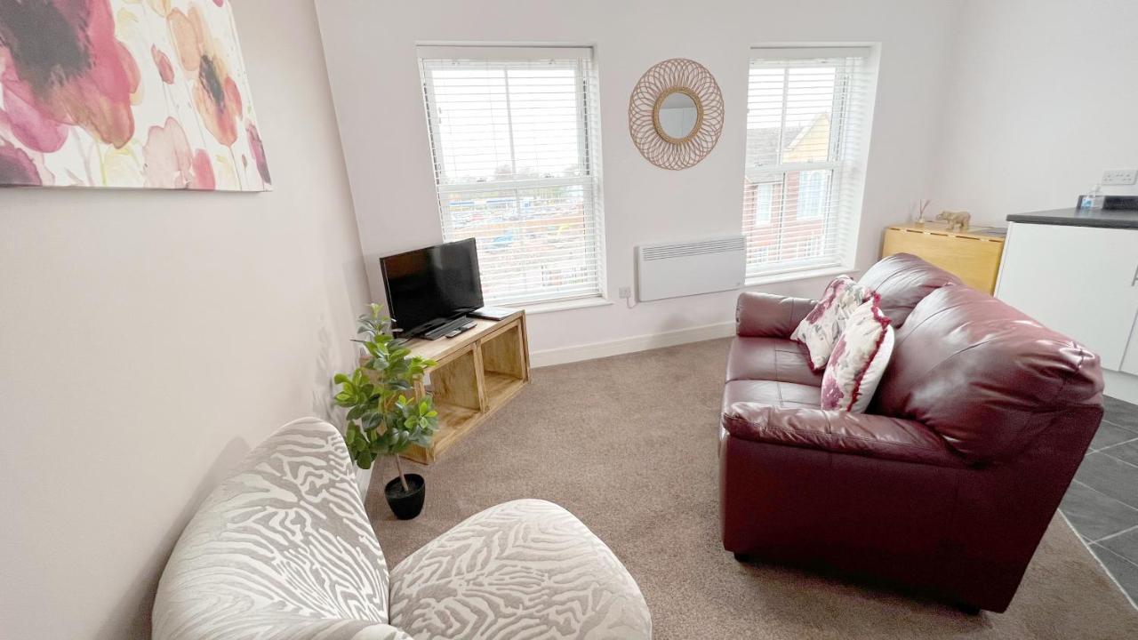 Friars House, Stafford By Bell Apartments ภายนอก รูปภาพ
