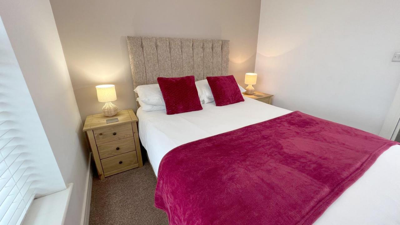 Friars House, Stafford By Bell Apartments ภายนอก รูปภาพ