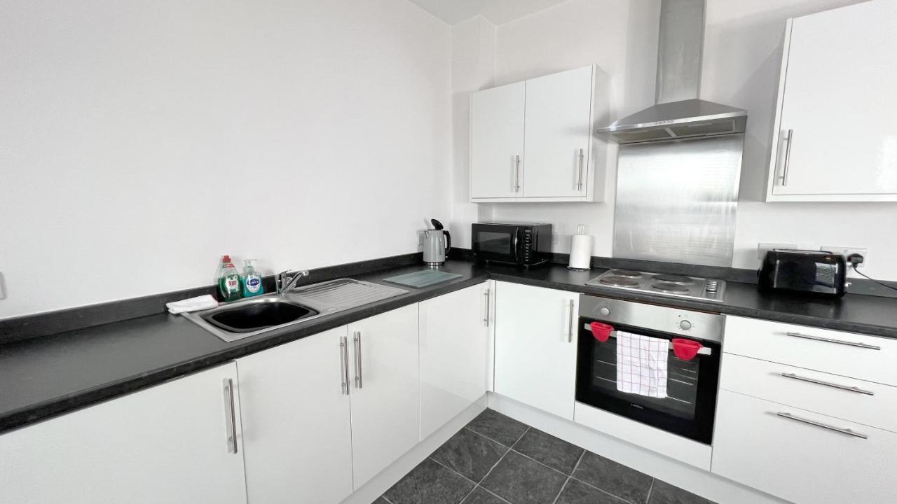Friars House, Stafford By Bell Apartments ภายนอก รูปภาพ