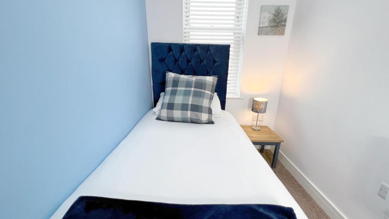 Friars House, Stafford By Bell Apartments ภายนอก รูปภาพ
