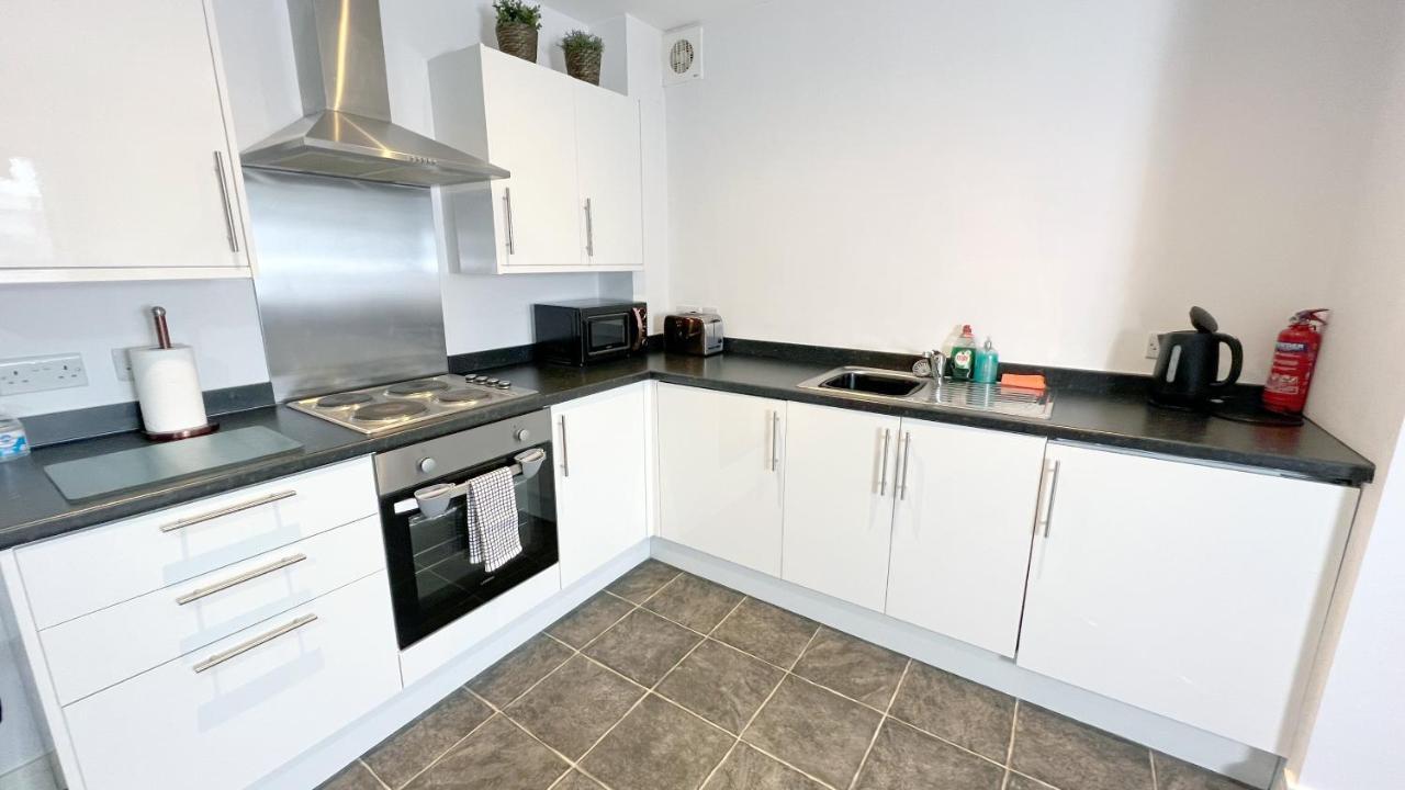 Friars House, Stafford By Bell Apartments ภายนอก รูปภาพ