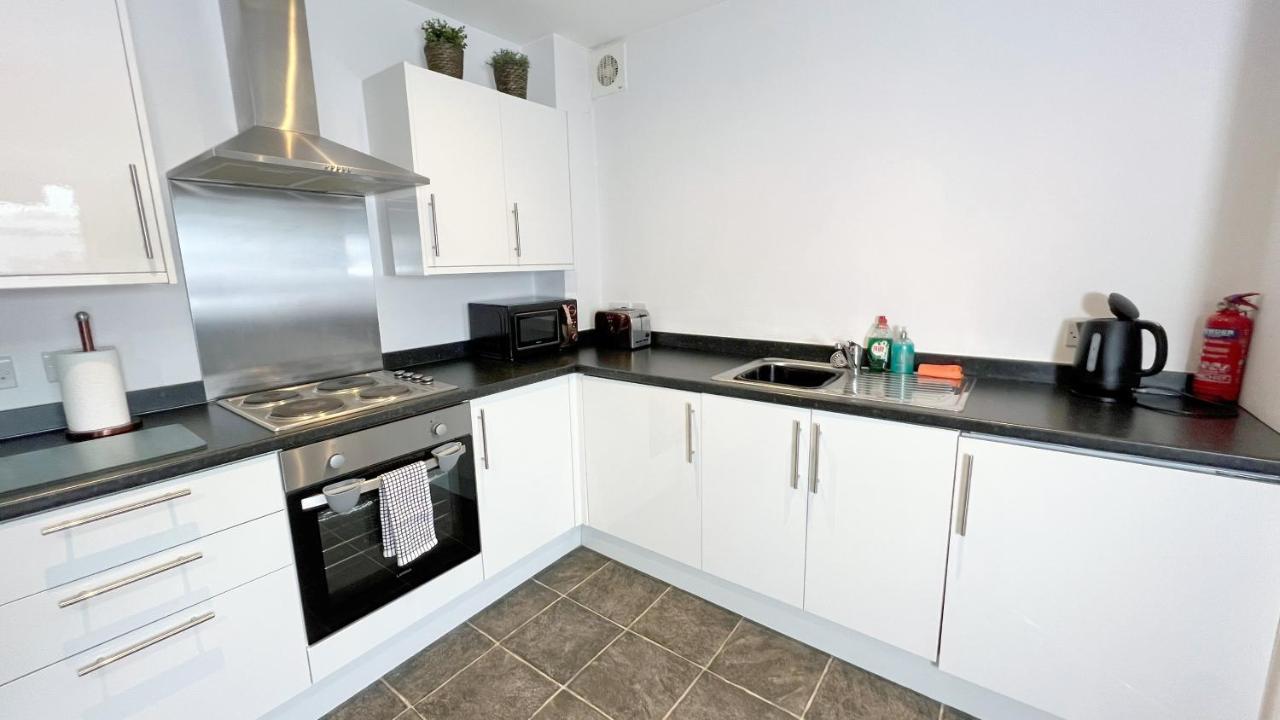 Friars House, Stafford By Bell Apartments ภายนอก รูปภาพ