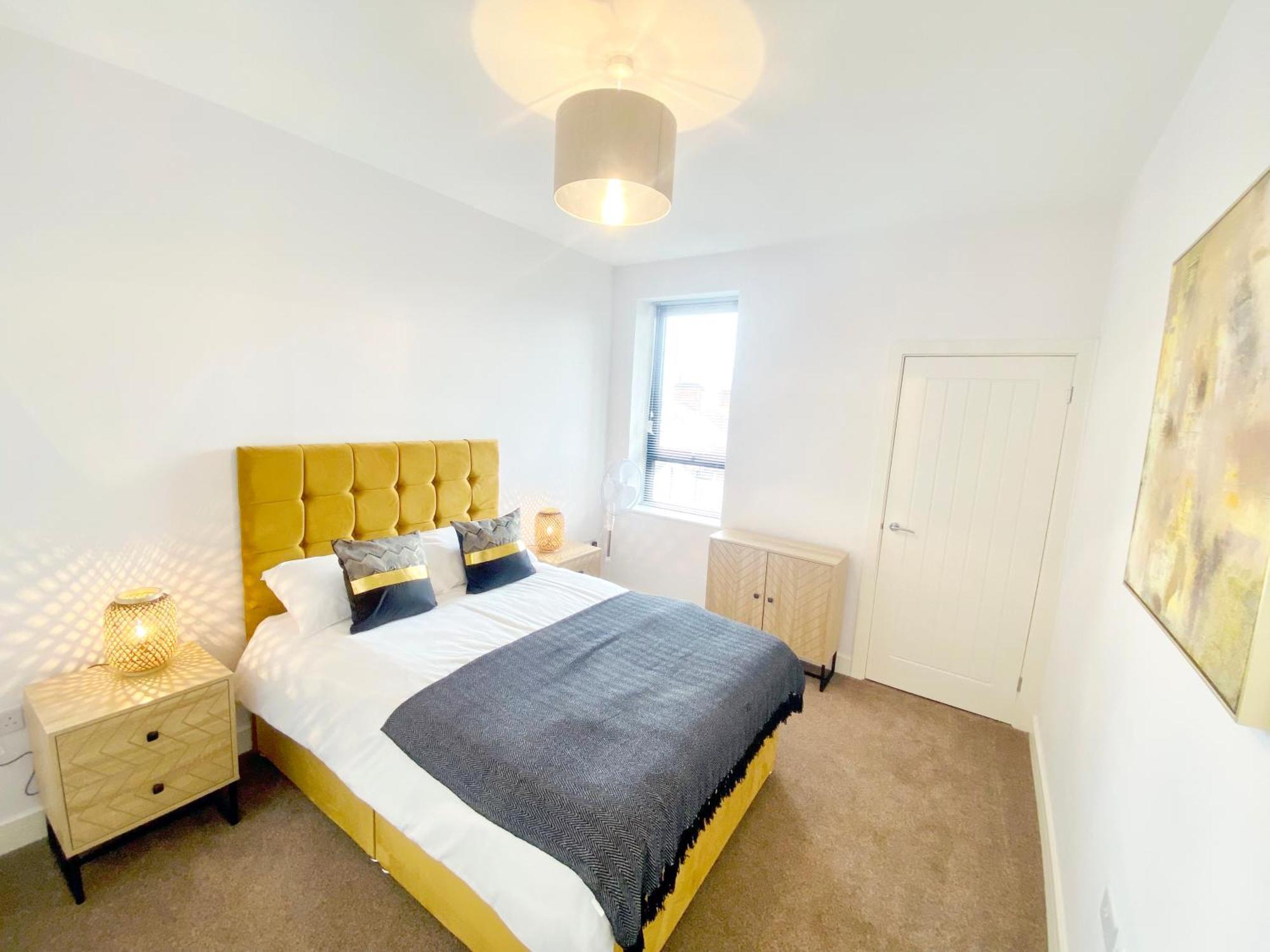 Friars House, Stafford By Bell Apartments ภายนอก รูปภาพ
