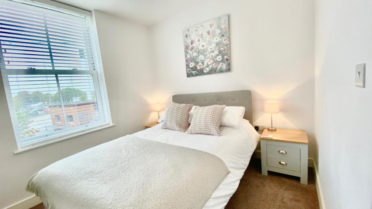 Friars House, Stafford By Bell Apartments ภายนอก รูปภาพ