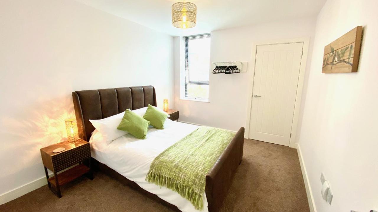 Friars House, Stafford By Bell Apartments ภายนอก รูปภาพ